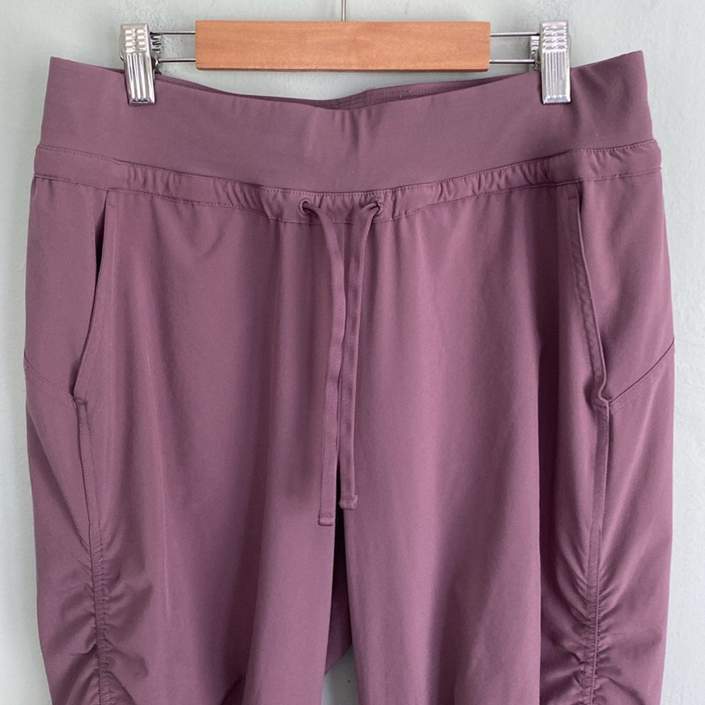 Athleta Women’s Attitude Pants Joggers Purple Size 4 - Picture 3 of 7